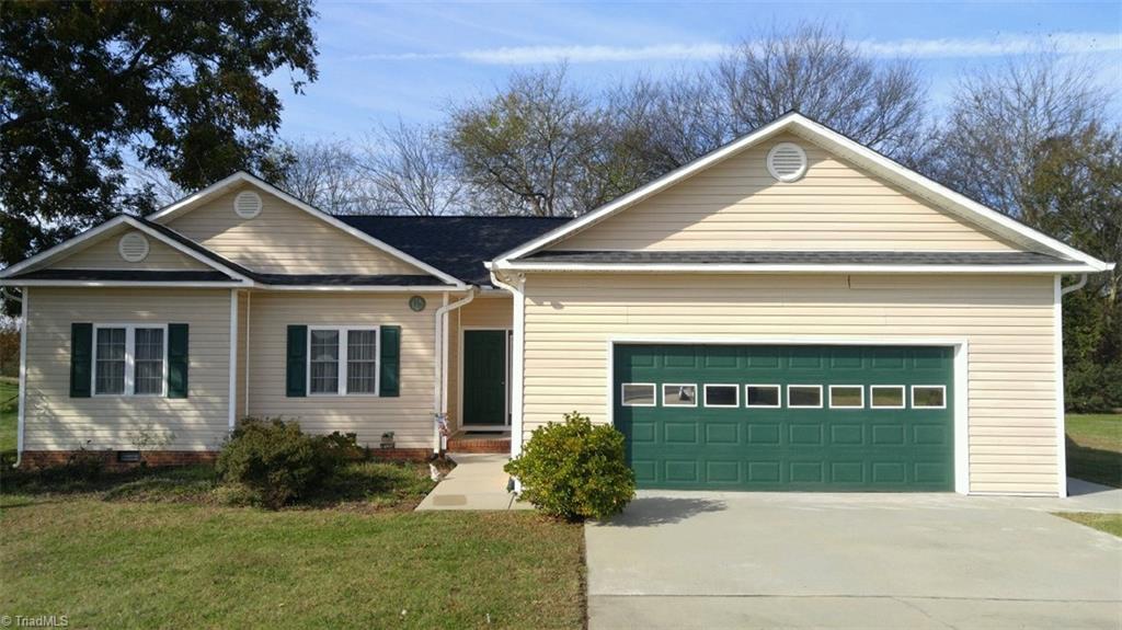 369 Madison Road Mocksville, NC 27028 - Photo 1 of 20 Gallery Image 1