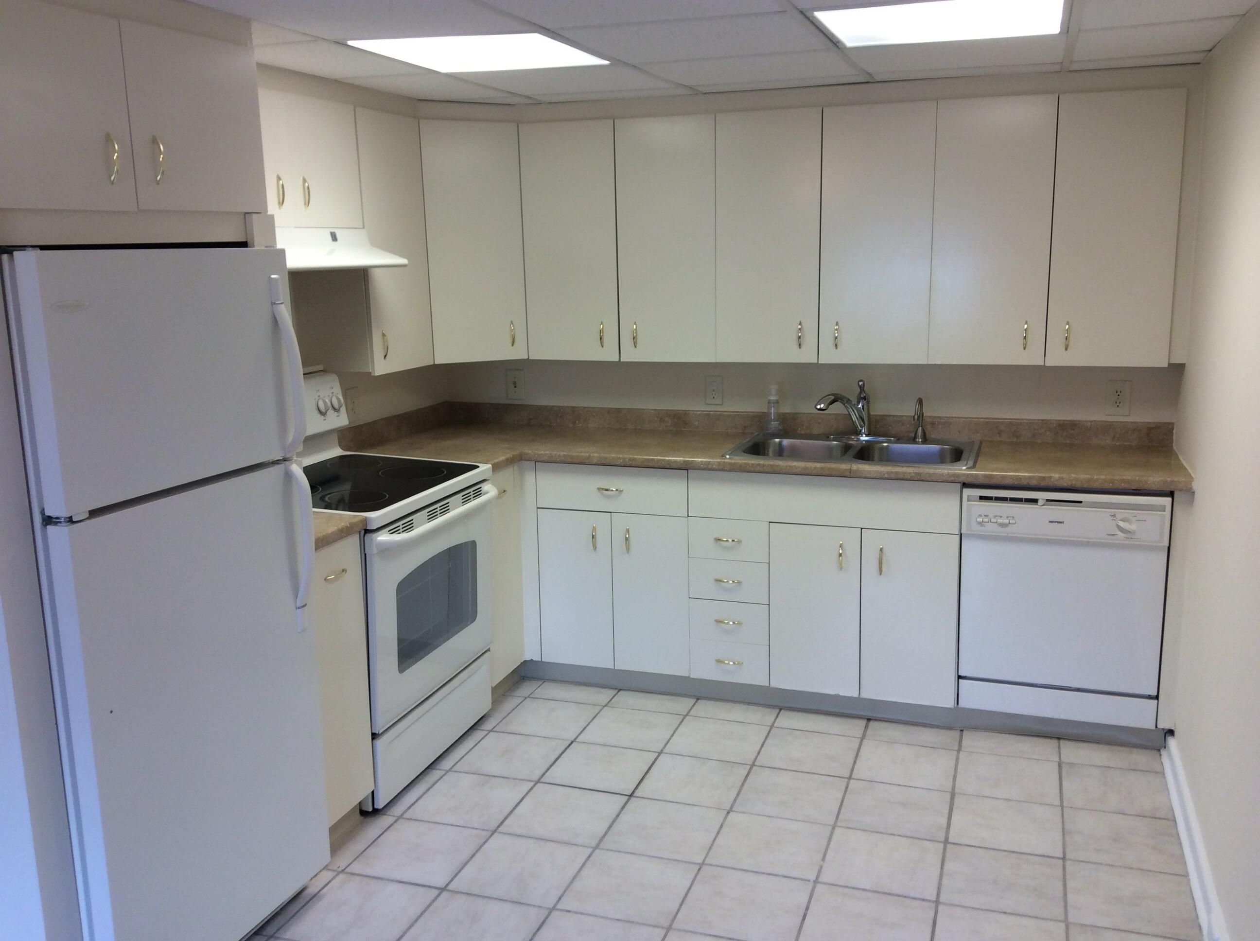 1004 Rexford Drive, Unit 1004 Boca Raton, FL 33434 - Photo 3 of 25 image