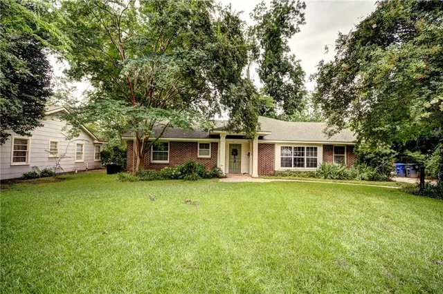 $249,000 | 215 Whitfield Drive, Natchitoches, LA 71457