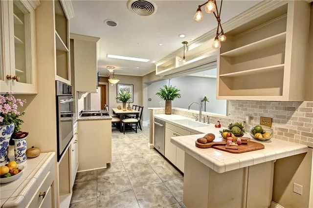 $249,000 | 215 Whitfield Drive, Natchitoches, LA 71457