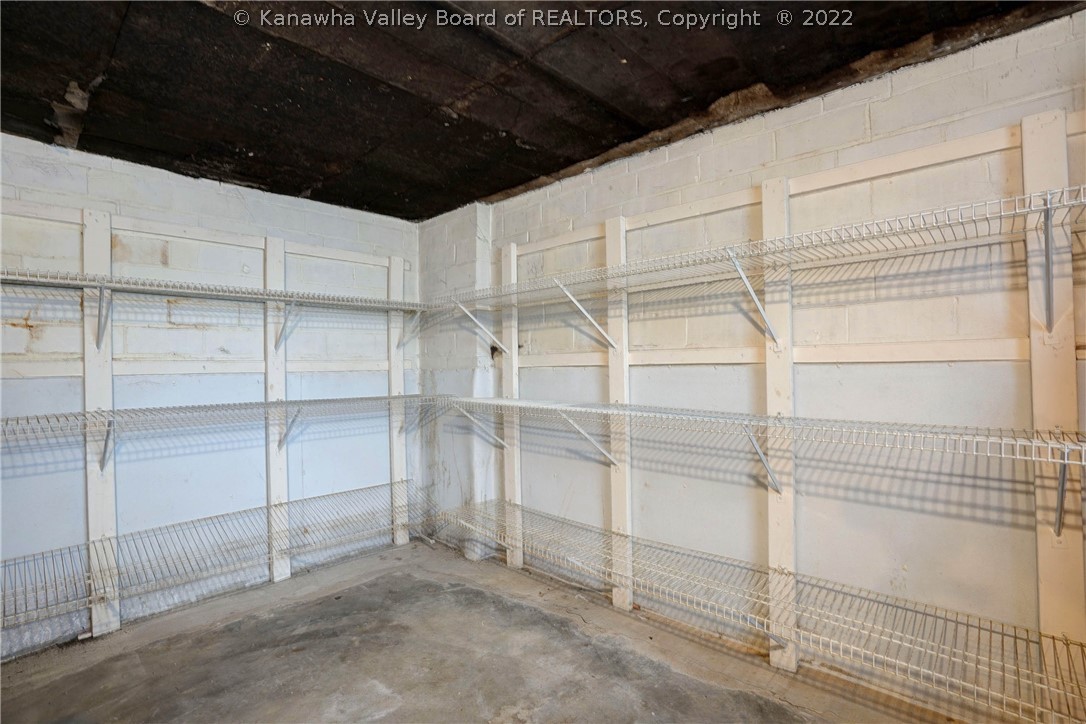 905 Highland Road Charleston, WV 25302 - Photo 30 of 39 Gallery Image 30