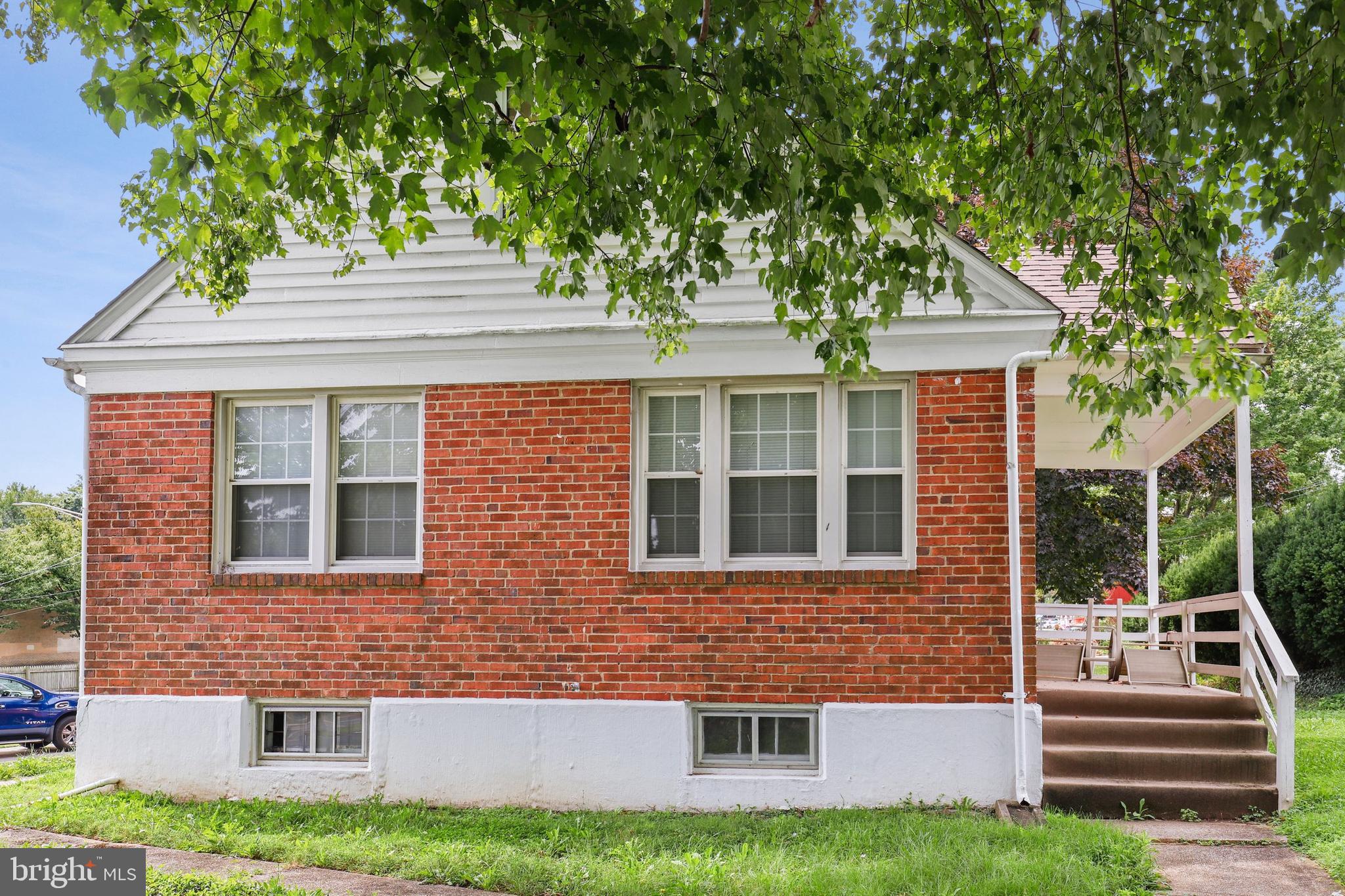 7103 Liberty Road Baltimore, MD 21207 - Photo 2 of 35