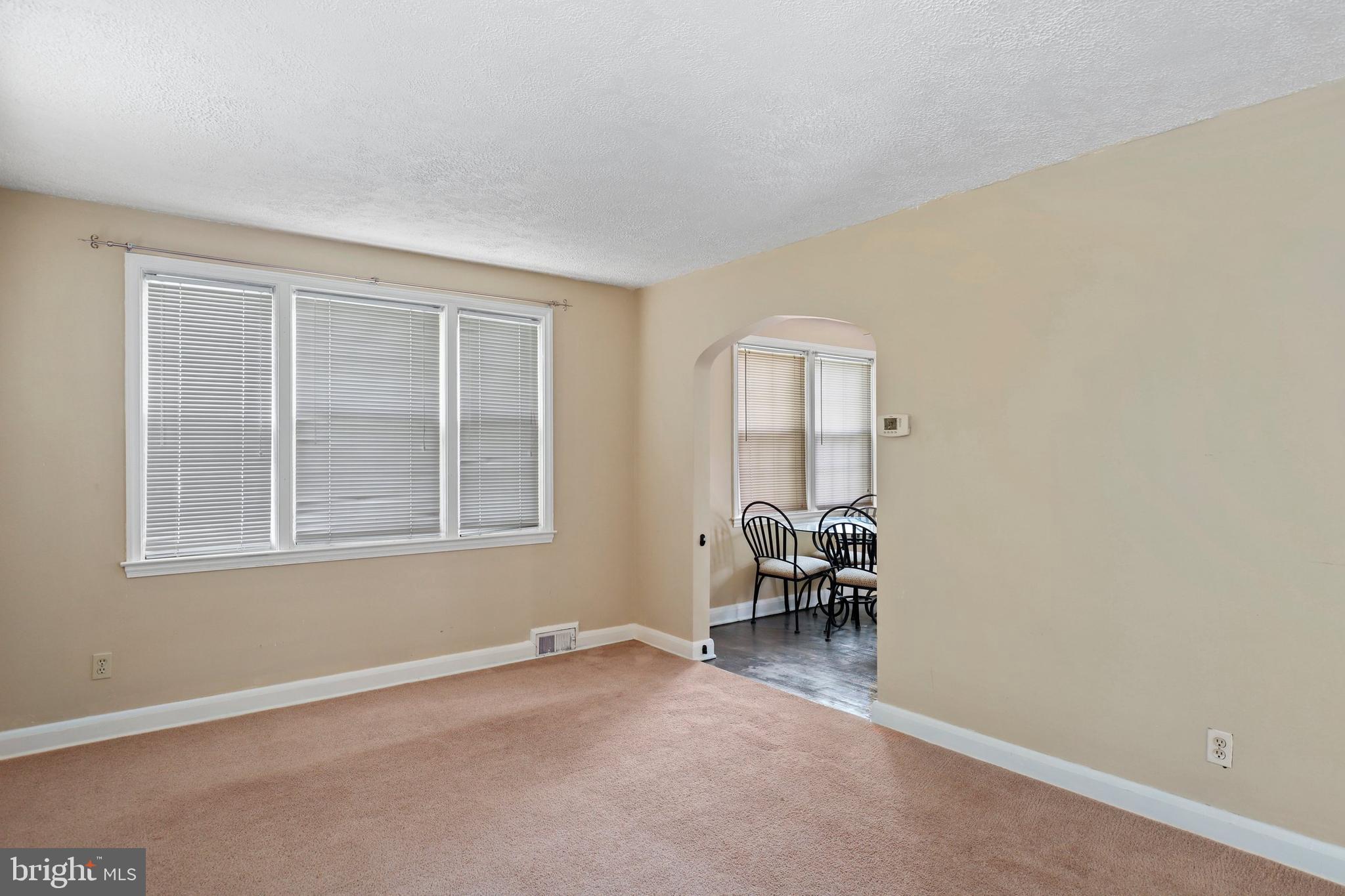 7103 Liberty Road Baltimore, MD 21207 - Photo 17 of 35