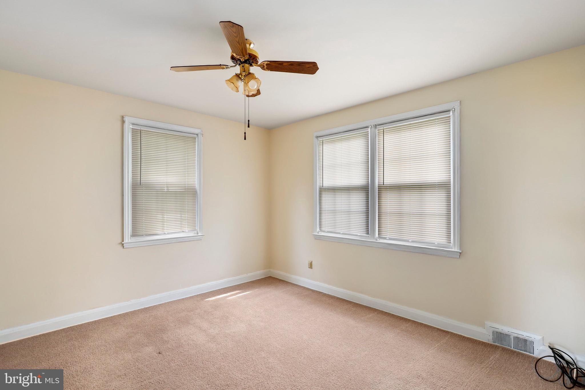 7103 Liberty Road Baltimore, MD 21207 - Photo 19 of 35