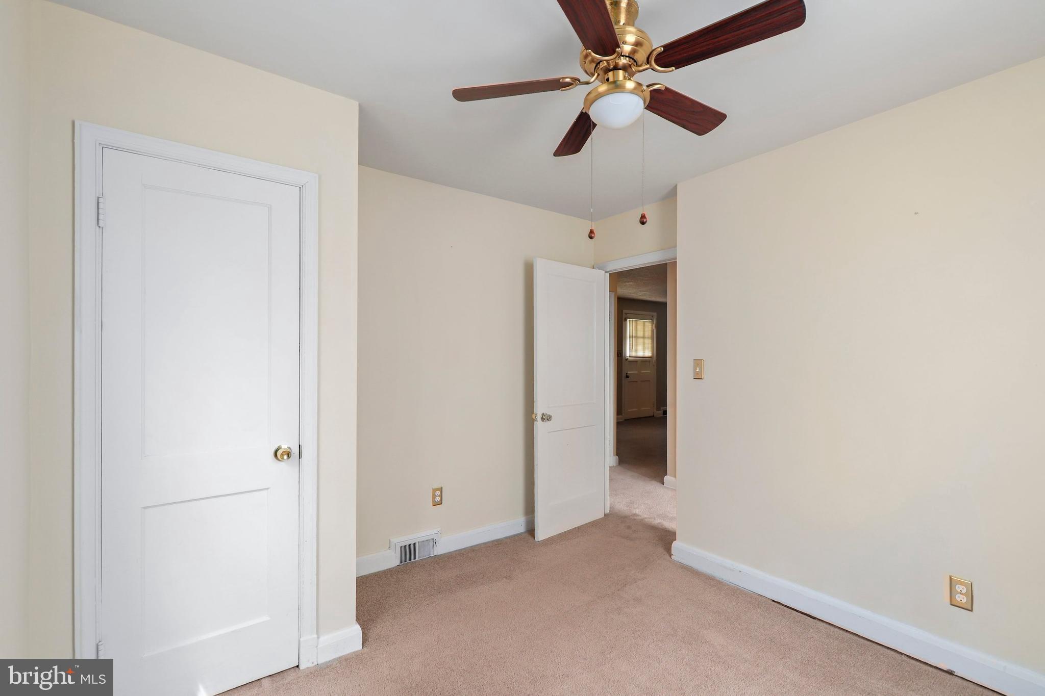 7103 Liberty Road Baltimore, MD 21207 - Photo 26 of 35