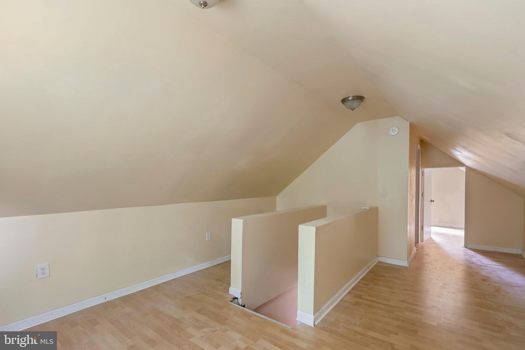 7103 Liberty Road Baltimore, MD 21207 - Photo 32 of 35
