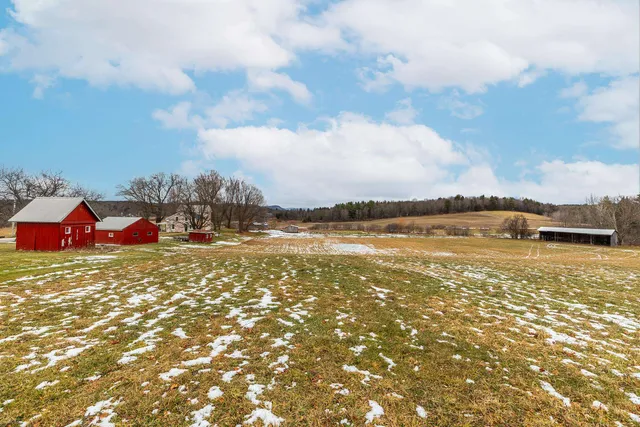 $725,000 | 1851 Route 30 Pawlet Vt 05761, Wells, VT 05774