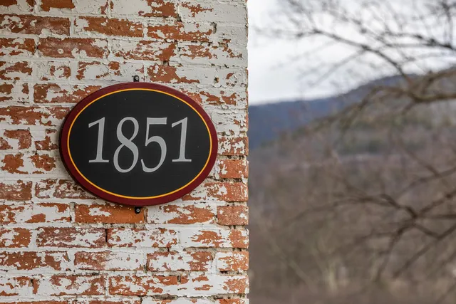 $725,000 | 1851 Route 30 Pawlet Vt 05761, Wells, VT 05774