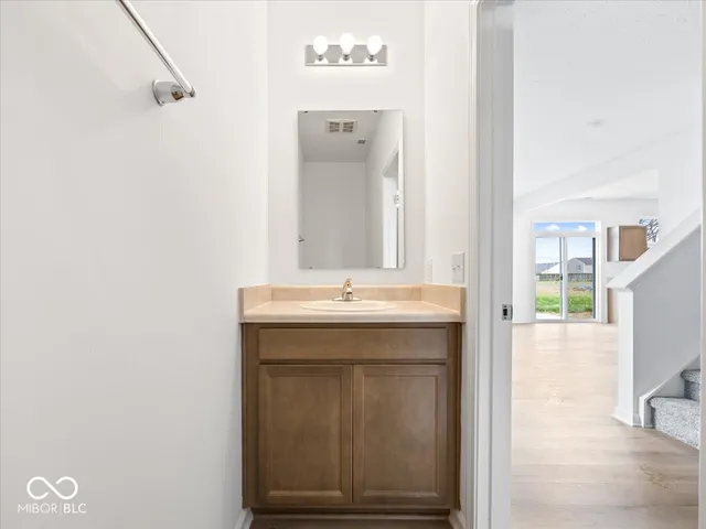 $245,990 | 576 Plowman Drive, Shelbyville, IN 46176