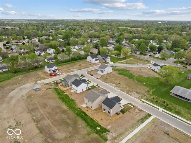 $245,990 | 576 Plowman Drive, Shelbyville, IN 46176