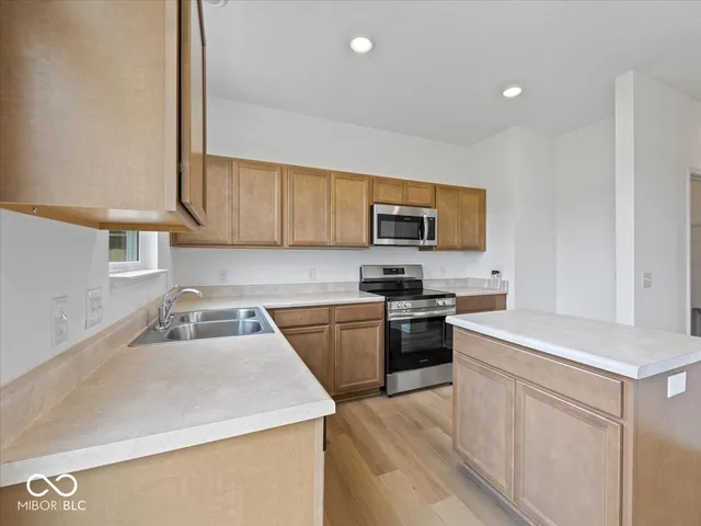 $245,990 | 576 Plowman Drive, Shelbyville, IN 46176