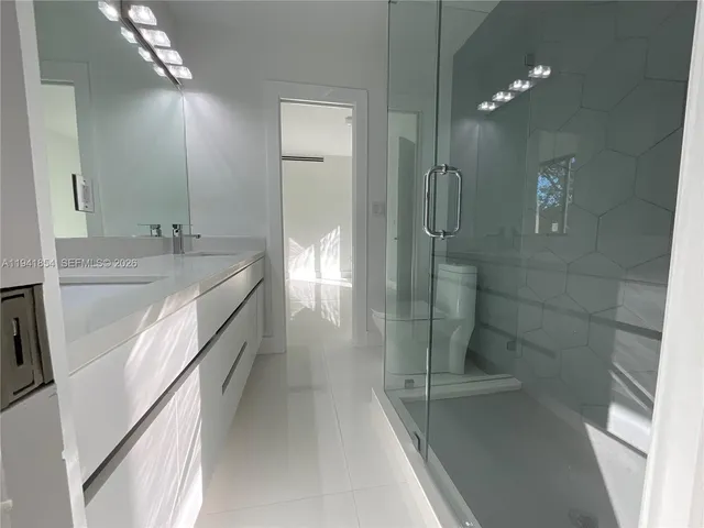 $10,000 | 3376 Perry Frow Drive, Unit B, Miami, FL 33133