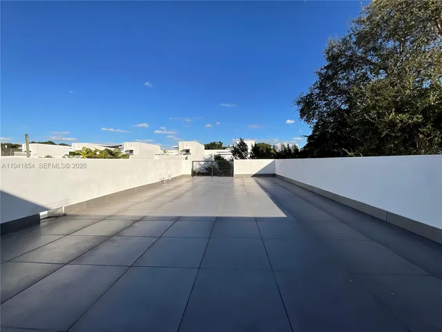 $10,000 | 3376 Perry Frow Drive, Unit B, Miami, FL 33133