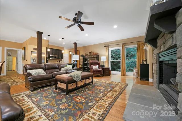 $1,145,000 | 923 Ugugu Drive, Brevard, NC 28712