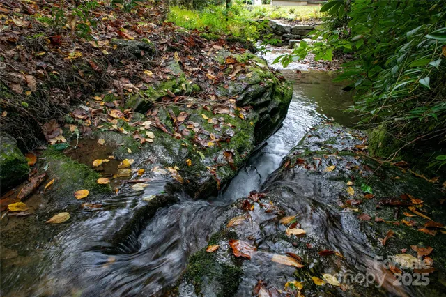 $1,145,000 | 923 Ugugu Drive, Brevard, NC 28712