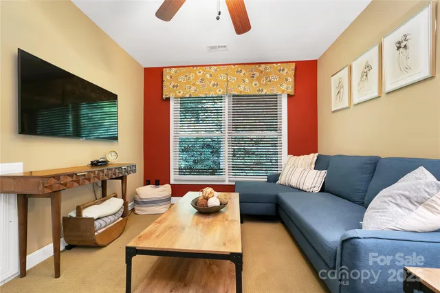 $1,145,000 | 923 Ugugu Drive, Brevard, NC 28712