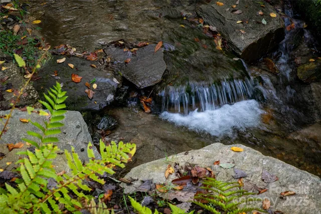 $1,145,000 | 923 Ugugu Drive, Brevard, NC 28712