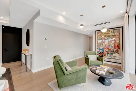 $15,000 | 1017 North Croft Avenue, Unit PH01, Los Angeles, CA 90069
