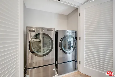 $15,000 | 1017 North Croft Avenue, Unit PH01, Los Angeles, CA 90069