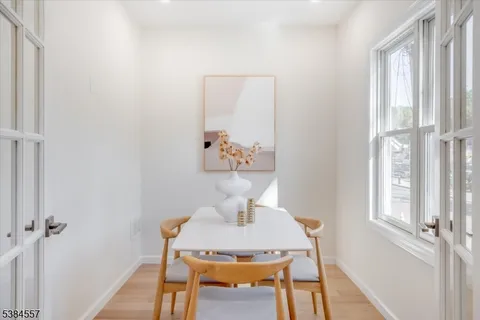 $775,000 | 5 Brookside Drive, Millburn, NJ 07041