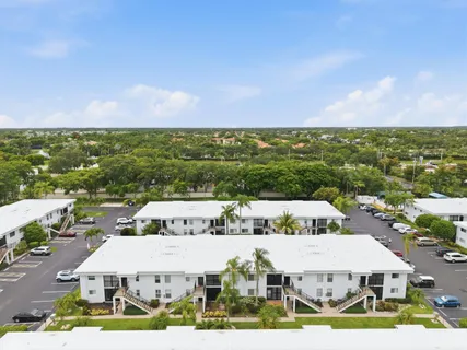 $125,000 | 14898 Wedgefield Drive, Unit 208, Delray Beach, FL 33446