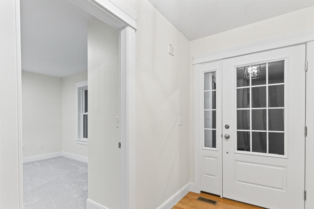 11 Roaring Rock Road Saco, ME 04072 - Photo 6 of 31 DSC02179