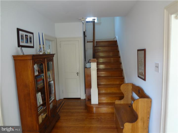 3 Ellis Road Havertown, PA 19083 - Photo 2 of 20