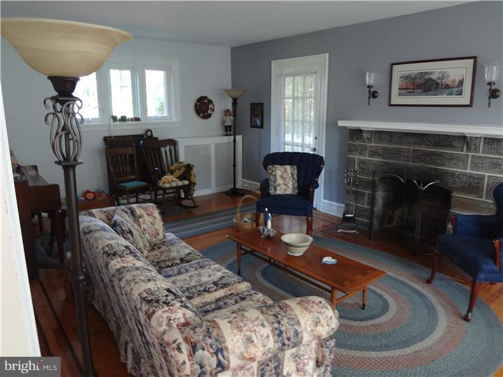 3 Ellis Road Havertown, PA 19083 - Photo 3 of 20