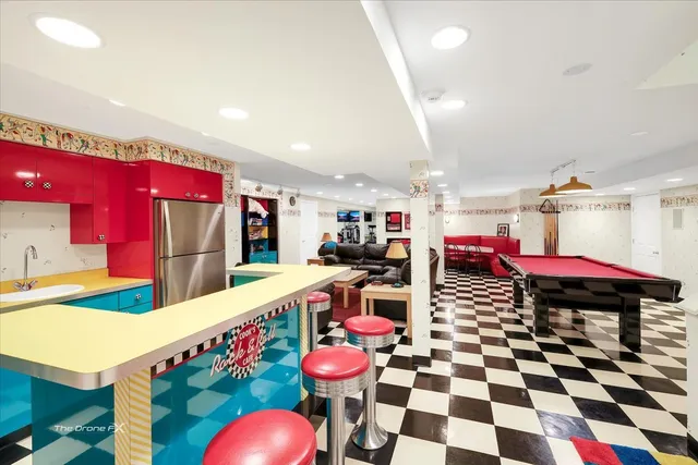 $1,500,000 | 2255 Pebble Creek Drive, Lisle, IL 60532