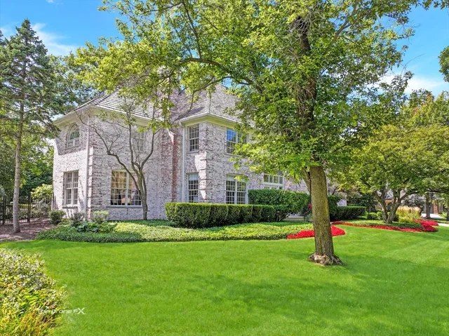 $1,500,000 | 2255 Pebble Creek Drive, Lisle, IL 60532