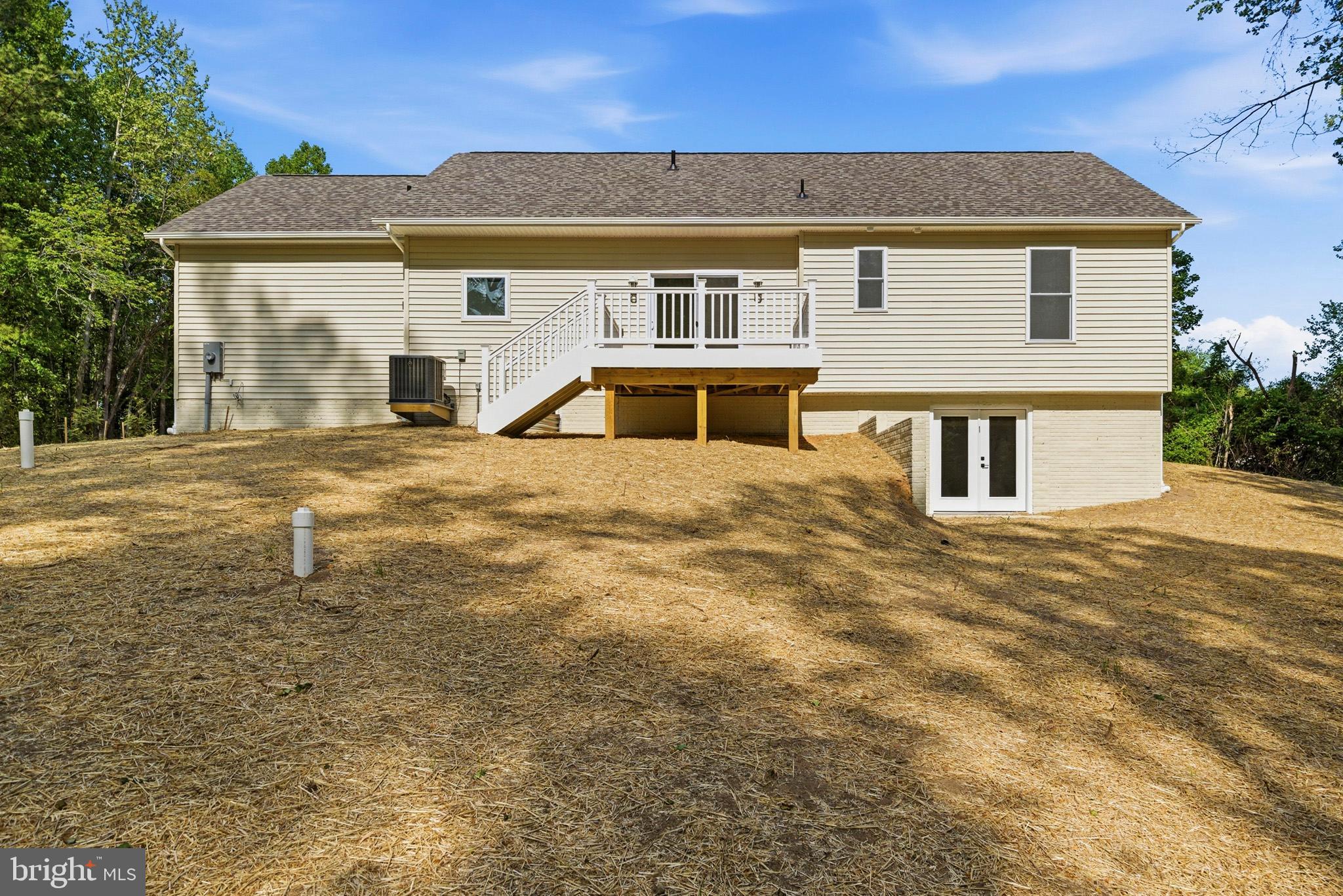 1362 Solomons Island Road Huntingtown, MD 20639 - Photo 4 of 36