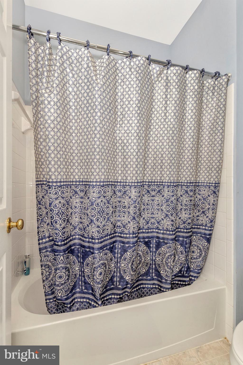 1815 Granby Way Frederick, MD 21702 - Photo 32 of 53 Bathroom