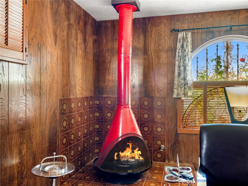 13916 Burning Tree Drive Victorville, CA 92395 - Photo 15 of 49 a living room with furniture and a window