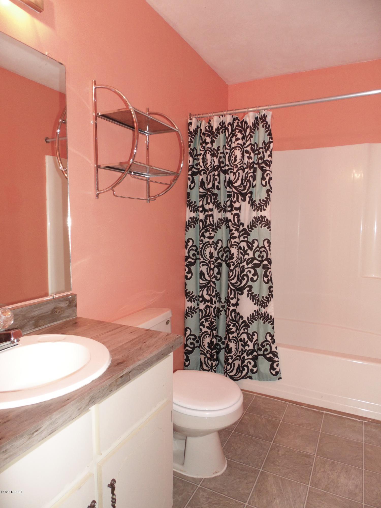 1103 Deer Springs Road Port Orange, FL 32129 - Photo 7 of 11 Master Bed