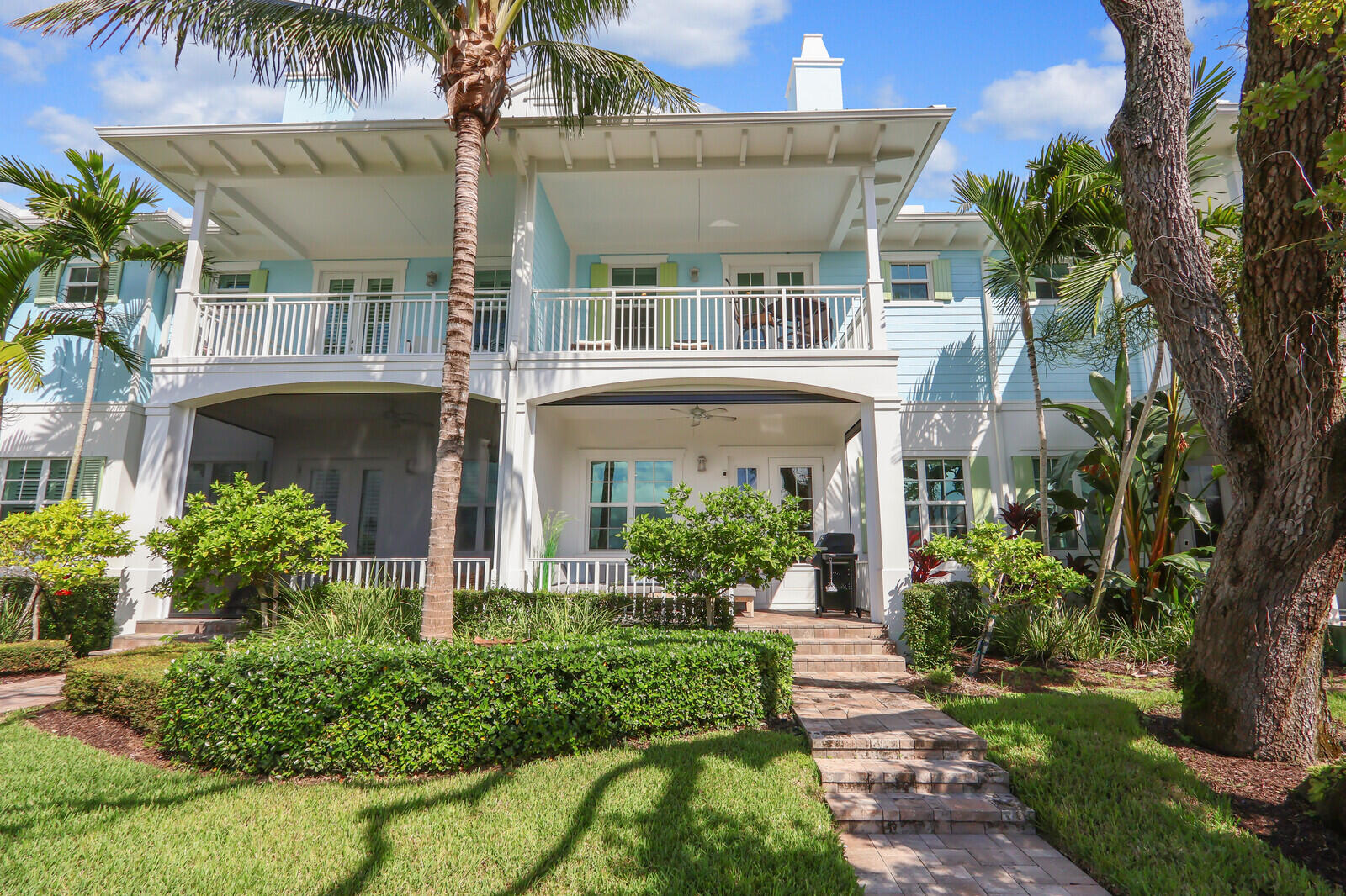 622 Inlet Waters Circle Jupiter, FL 33477 - Photo 11 of 93 Tropical Landscape