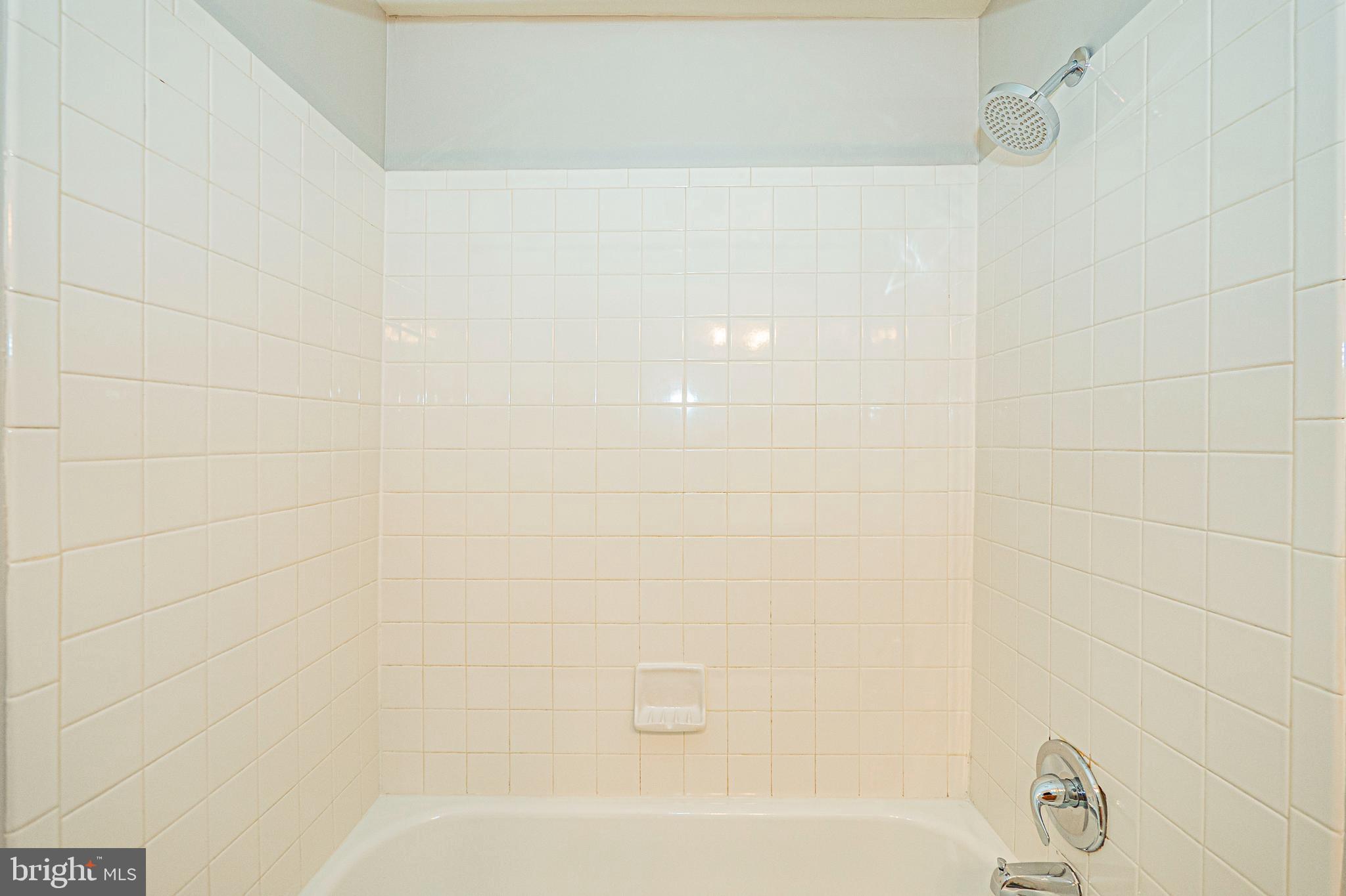 101 Kestrel Court Gaithersburg, MD 20879 - Photo 15 of 53 Lower Level - Hall Full Bathroom
