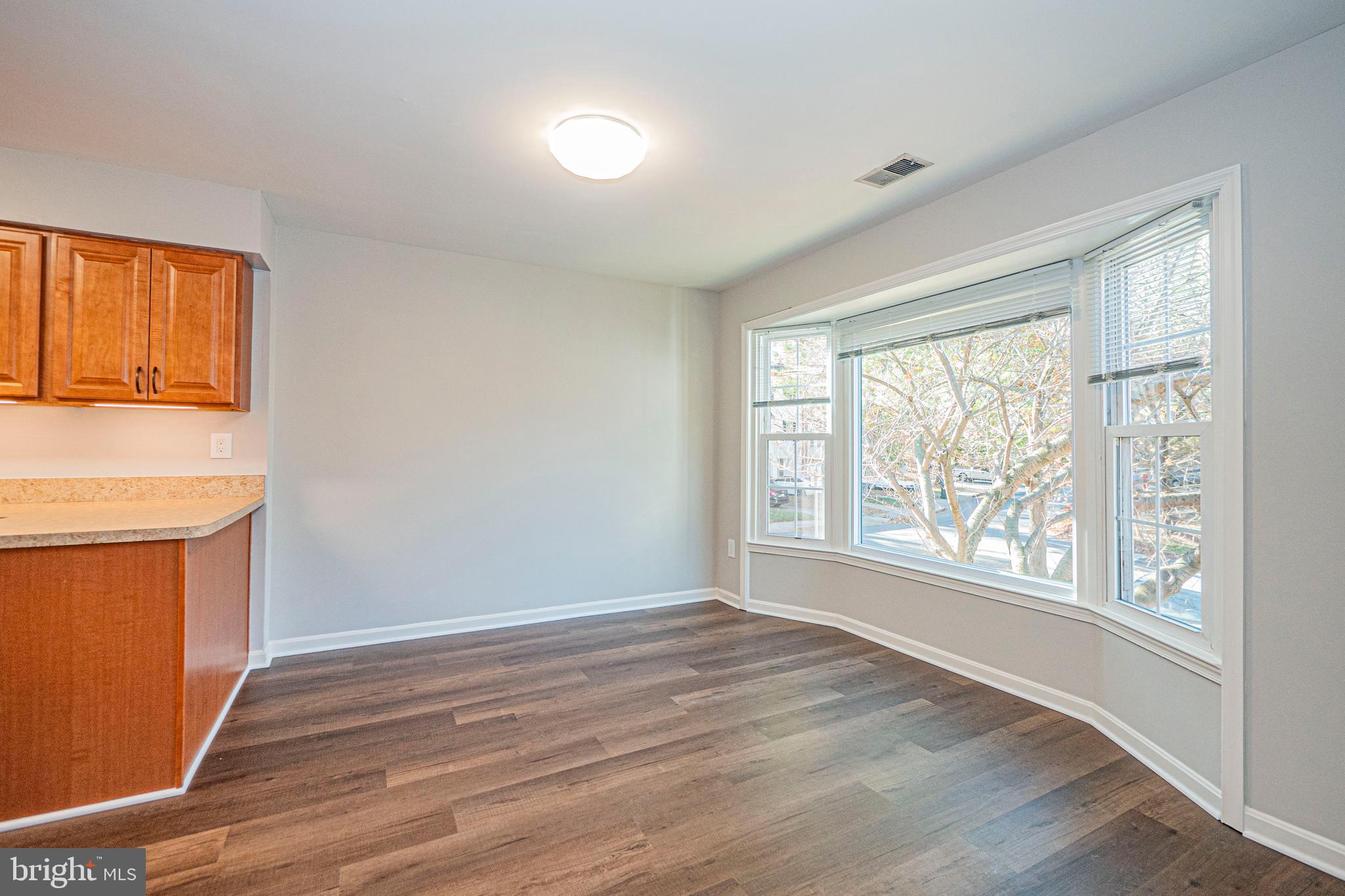 101 Kestrel Court Gaithersburg, MD 20879 - Photo 28 of 53 Main Level - Dining Room