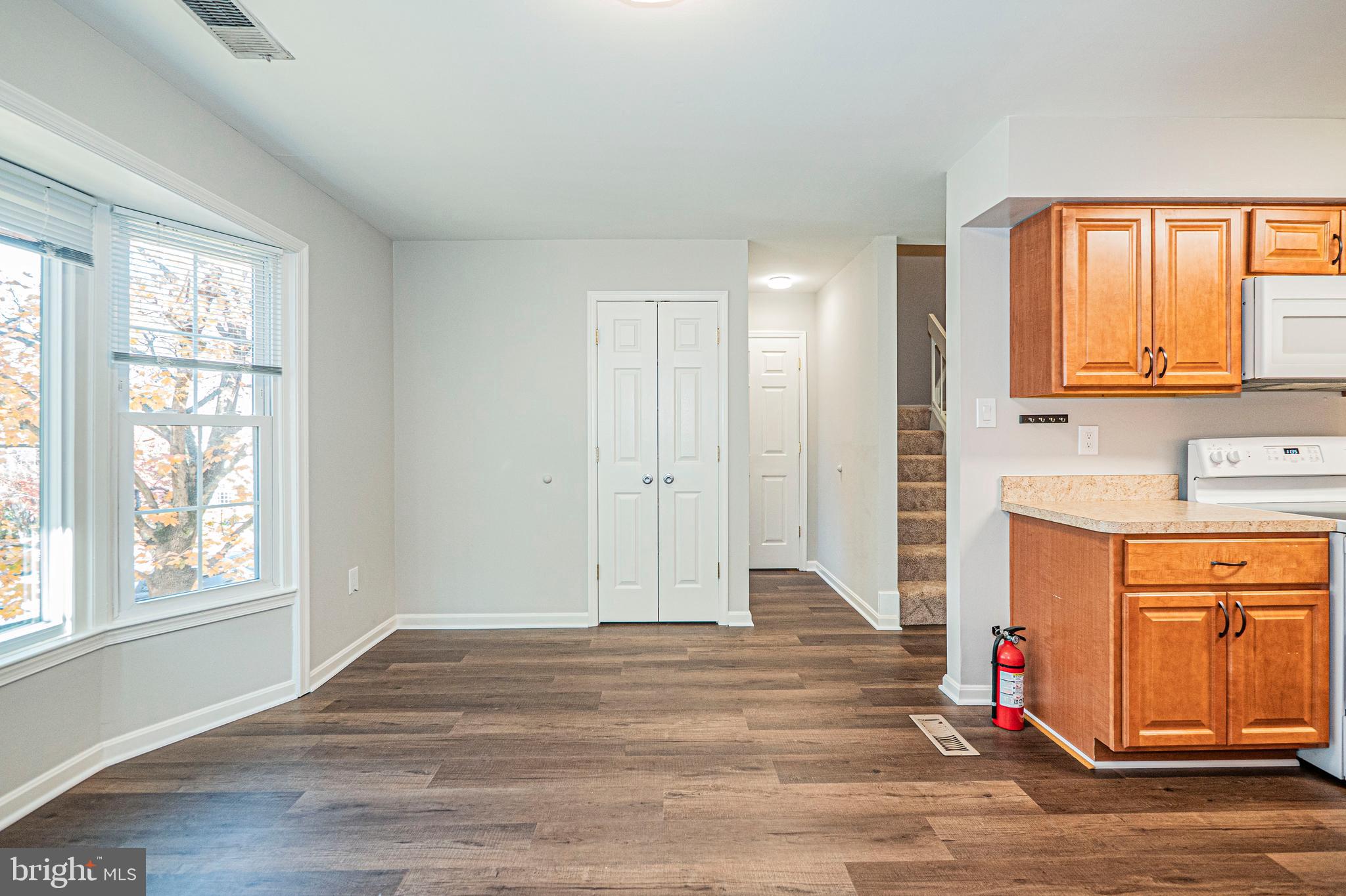 101 Kestrel Court Gaithersburg, MD 20879 - Photo 30 of 53 Main Level - Dining Room