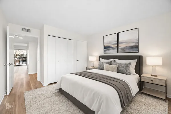 $2,100 | 210 Fountainview Lane, Unit 3A, Lombard, IL 60148