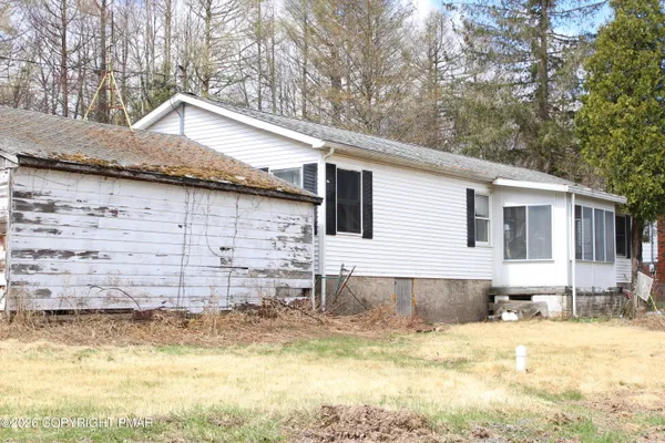 $299,000 | 111 William Lane, Blakeslee, PA 18610