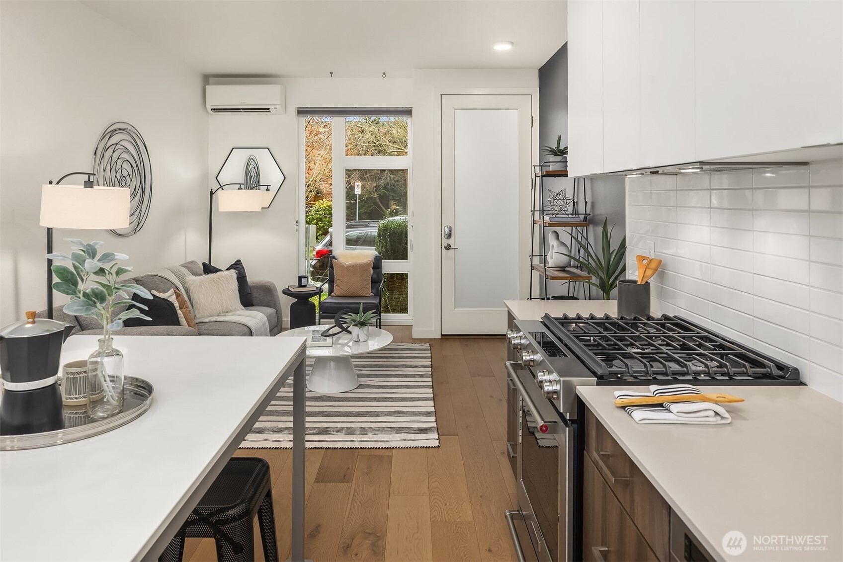 4356 6th Avenue Northwest Seattle, WA 98107 - Photo 13 of 29