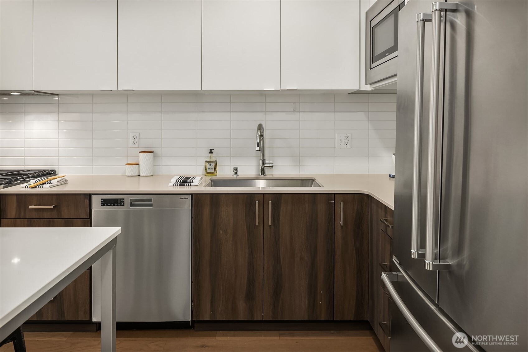 4356 6th Avenue Northwest Seattle, WA 98107 - Photo 14 of 29