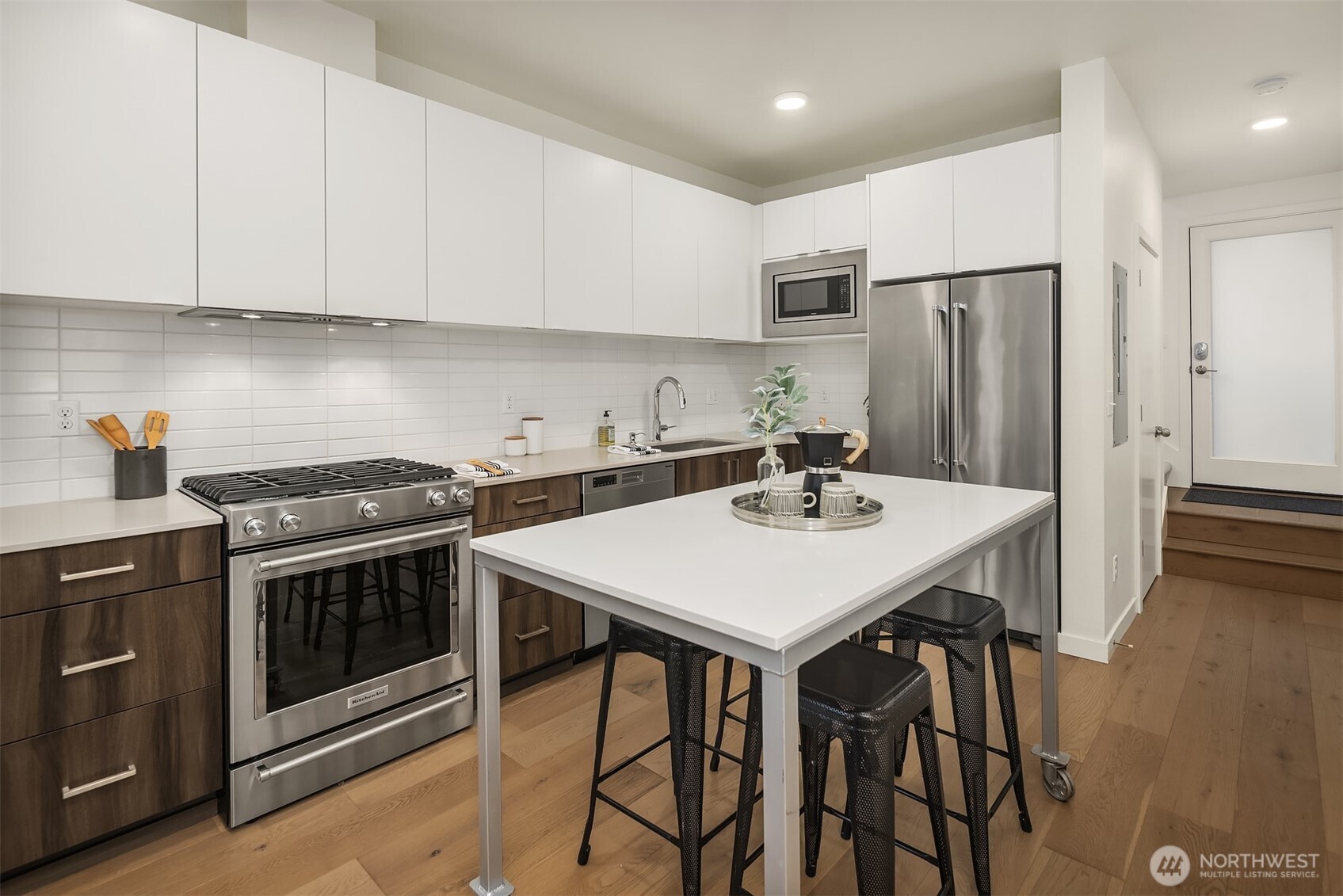 4356 6th Avenue Northwest Seattle, WA 98107 - Photo 17 of 29