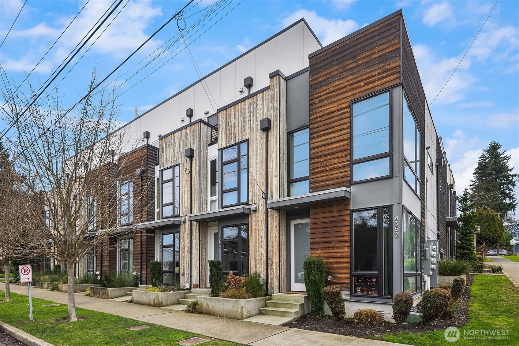 4356 6th Avenue Northwest Seattle, WA 98107 - Photo 4 of 29