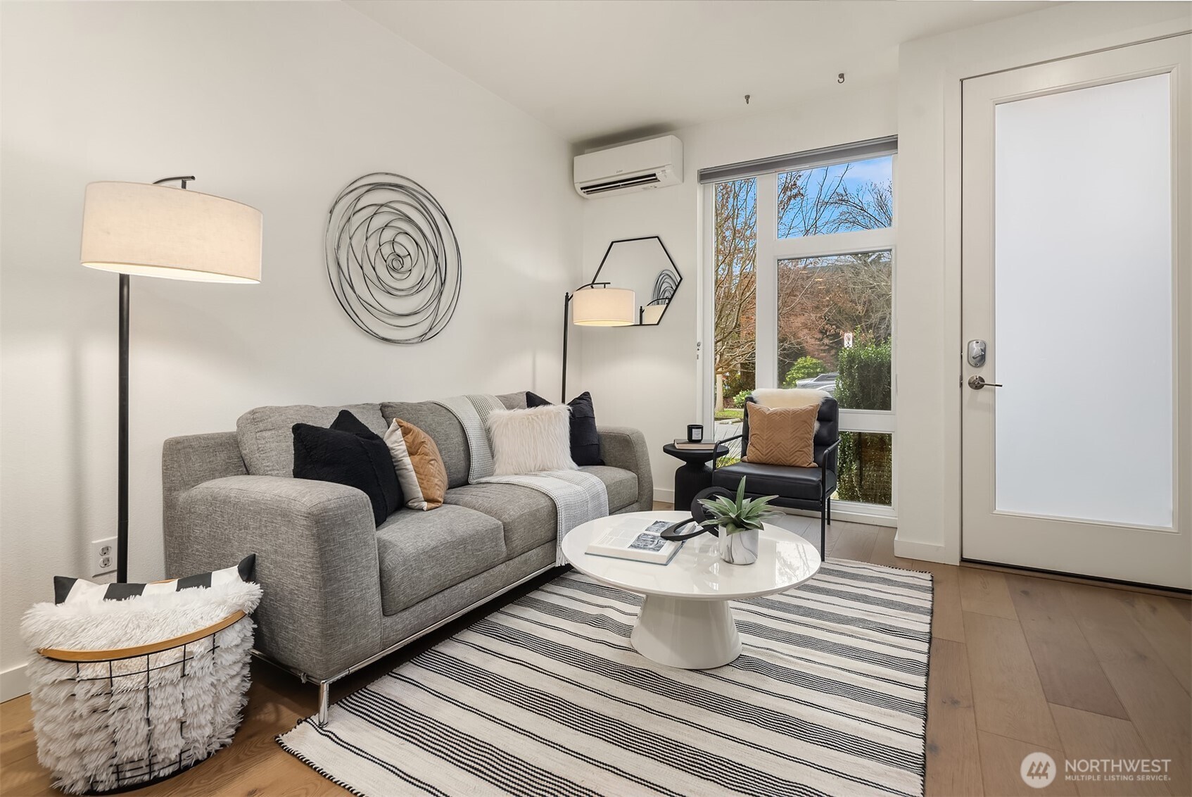 4356 6th Avenue Northwest Seattle, WA 98107 - Photo 9 of 29