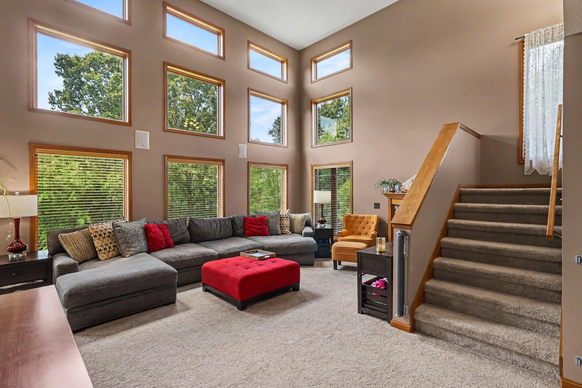 2685 Hunters Point Kalamazoo, MI 49048 - Photo 3 of 34 003_file_2611
