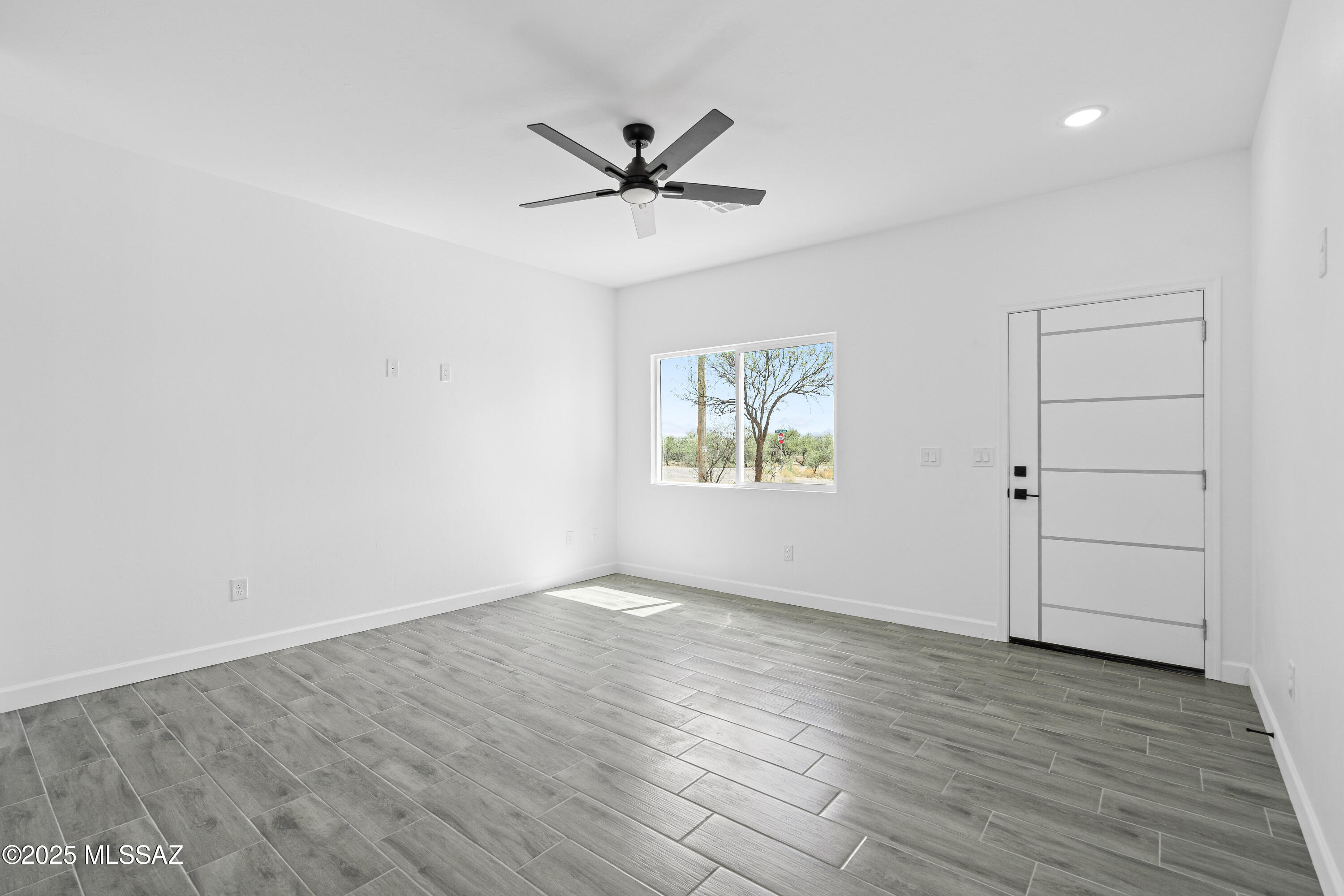1851 Calle Atlanta Rio Rico, AZ 85648 - Photo 5 of 26