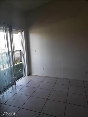 $219,900 | 2981 Country Manor Lane, Unit 118, Las Vegas, NV 89115