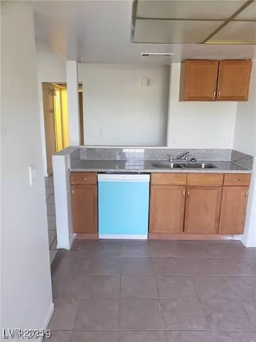 $219,900 | 2981 Country Manor Lane, Unit 118, Las Vegas, NV 89115
