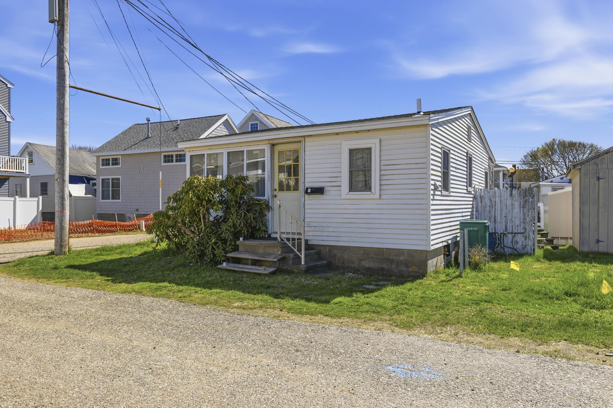6 Chase Street Hampton, NH 03842 - Photo 4 of 22